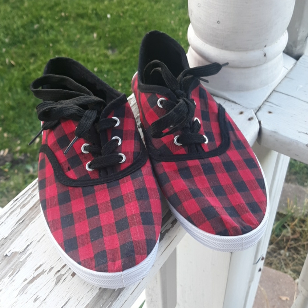 🤑❤4/$20 sale❤Sole Mates Canvas shoe